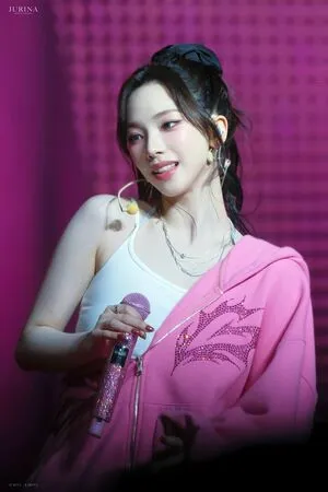 Katarinabluu OnlyFans Leaked Free Thumbnail Picture - #gxQ2Iyvlrz