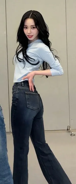 Katarinabluu OnlyFans Leaked Free Thumbnail Picture - #i4VjliU2tv