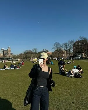 Katarinabluu OnlyFans Leaked Free Thumbnail Picture - #iTREOh4QkZ