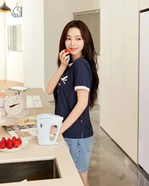 Katarinabluu OnlyFans Leaked Free Thumbnail Picture - #kGP3d9DwLC