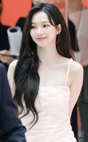 Katarinabluu OnlyFans Leaked Free Thumbnail Picture - #kwHAgDRATU