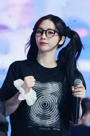 Katarinabluu OnlyFans Leaked Free Thumbnail Picture - #lUFGtpp5r0