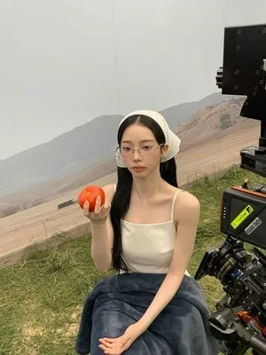 Katarinabluu OnlyFans Leaked Free Thumbnail Picture - #moN622kn0L