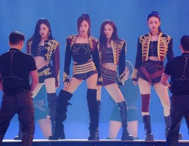 Katarinabluu OnlyFans Leaked Free Thumbnail Picture - #n6megSKbjp