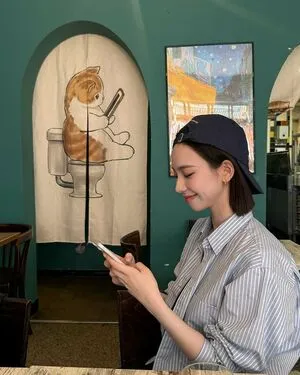 Katarinabluu OnlyFans Leaked Free Thumbnail Picture - #uek1W9n5Fh