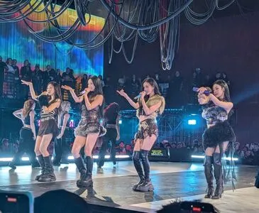 Katarinabluu OnlyFans Leaked Free Thumbnail Picture - #x8BF5spby8