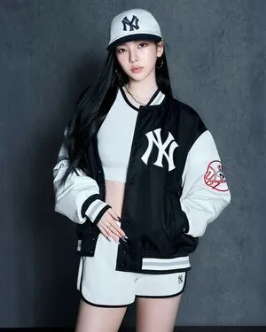 Katarinabluu OnlyFans Leaked Free Thumbnail Picture - #xdCYKFmWcg