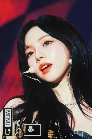 Katarinabluu OnlyFans Leaked Free Thumbnail Picture - #z83ODCt2K5