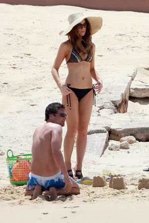 Kate Beckinsale OnlyFans Leaked Free Thumbnail Picture - #tInCmwFabs