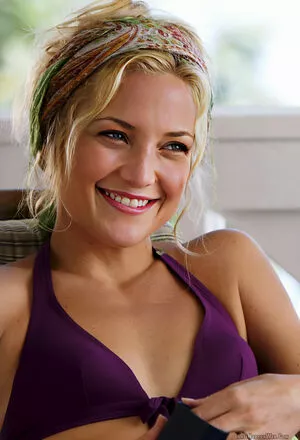 Kate Hudson OnlyFans Leaked Free Thumbnail Picture - #ALPhDm1var