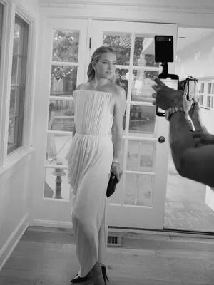 Kate Hudson OnlyFans Leaked Free Thumbnail Picture - #LEoDeqpmao