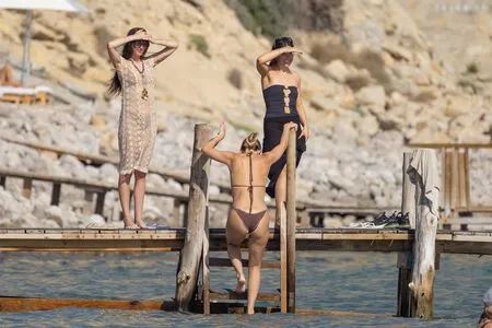 Kate Hudson OnlyFans Leaked Free Thumbnail Picture - #Tl9q3HsoHi