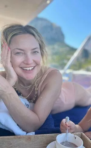 Kate Hudson OnlyFans Leaked Free Thumbnail Picture - #kvUlCHy107