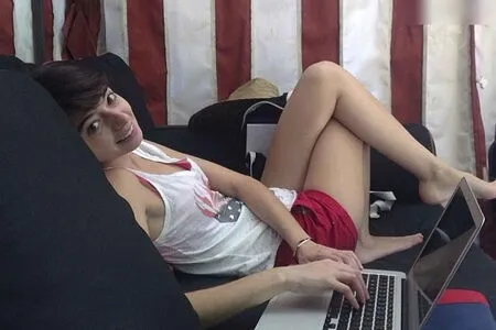 Kate Micucci OnlyFans Leaked Free Thumbnail Picture - #C1pl1PQq5k