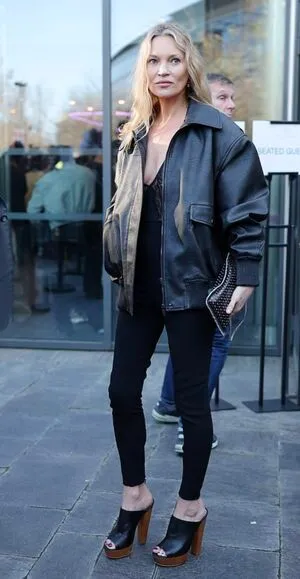 Kate Moss OnlyFans Leaked Free Thumbnail Picture - #CmKxAuFD1X