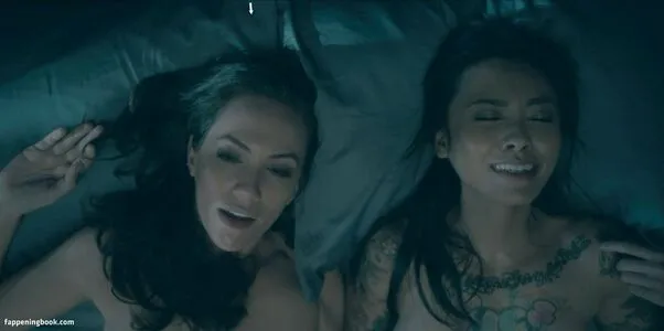 Kate Siegel OnlyFans Leaked Free Thumbnail Picture - #KHZ1ltt9uh