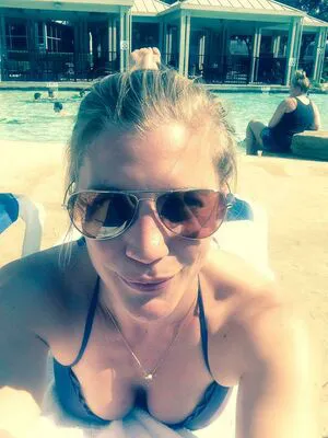 Katee Sackhoff OnlyFans Leaked Free Thumbnail Picture - #bx3j7yyWph