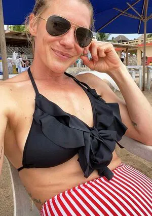 Katee Sackhoff OnlyFans Leaked Free Thumbnail Picture - #pFzNrPSiq5