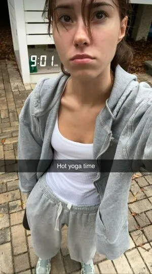 Katelyn Ernst OnlyFans Leaked Free Thumbnail Picture - #FAvDENDuRM