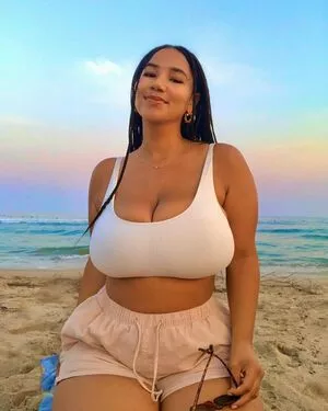 Katelyn Folasade OnlyFans Leaked Free Thumbnail Picture - #y4SizIGVUK