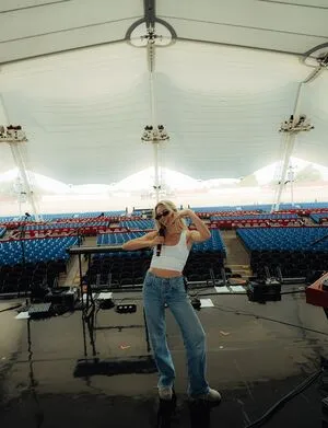 Katelyn Tarver OnlyFans Leaked Free Thumbnail Picture - #fKRzG6WqOt