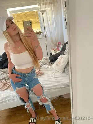 Katemoonn OnlyFans Leaked Free Thumbnail Picture - #17TMYGBC9b