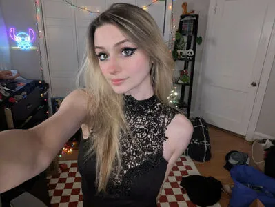 Katerino OnlyFans Leaked Free Thumbnail Picture - #paYSCAZL8b