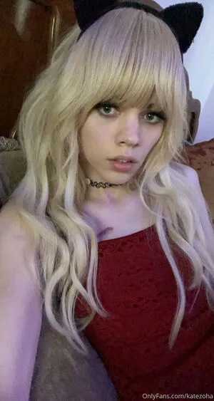Katezoha OnlyFans Leaked Free Thumbnail Picture - #4AeHEQYFIK