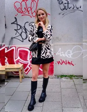 Katharina Kleinfeldt OnlyFans Leaked Free Thumbnail Picture - #lXAnDoqz5H