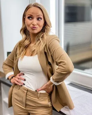 Katharina Kleinfeldt OnlyFans Leaked Free Thumbnail Picture - #q2KTifBLo1