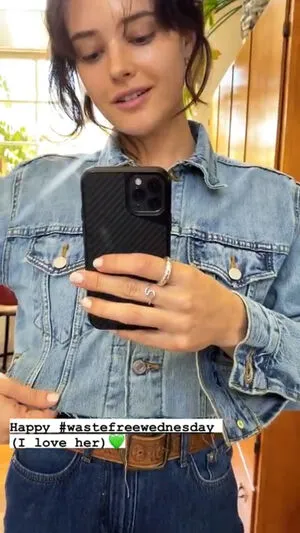 Katherine Langford OnlyFans Leaked Free Thumbnail Picture - #IFLFUm6g98