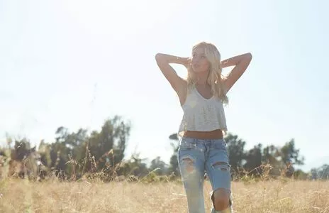 Katherine McNamara OnlyFans Leaked Free Thumbnail Picture - #0UTMDazwtT