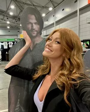 Katherine McNamara OnlyFans Leaked Free Thumbnail Picture - #1ra3vtwfYT