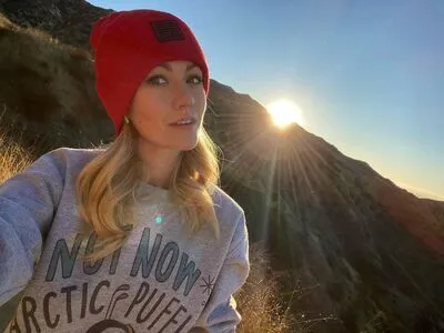 Katherine McNamara OnlyFans Leaked Free Thumbnail Picture - #89vtKY890C