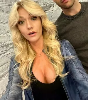 Katherine McNamara OnlyFans Leaked Free Thumbnail Picture - #8LZ1jszL4x