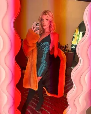 Katherine McNamara OnlyFans Leaked Free Thumbnail Picture - #EqKrn9VIKN