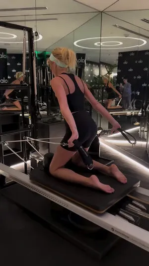 Katherine McNamara OnlyFans Leaked Free Thumbnail Picture - #IlCX8uDSoU