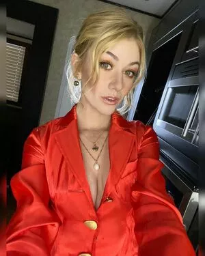 Katherine McNamara OnlyFans Leaked Free Thumbnail Picture - #MJXEVLVDQA