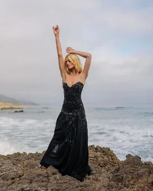 Katherine McNamara OnlyFans Leaked Free Thumbnail Picture - #iudBgppiAX