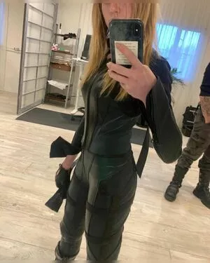 Katherine McNamara OnlyFans Leaked Free Thumbnail Picture - #lIg3Xb8cpn