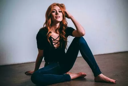 Katherine McNamara OnlyFans Leaked Free Thumbnail Picture - #m889lsu5kR