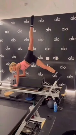 Katherine McNamara OnlyFans Leaked Free Thumbnail Picture - #ncOo7hFBuf