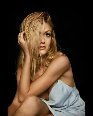 Katherine McNamara OnlyFans Leaked Free Thumbnail Picture - #qUTayXqwgb