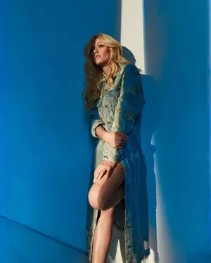 Katherine McNamara OnlyFans Leaked Free Thumbnail Picture - #ricr5RAI1v