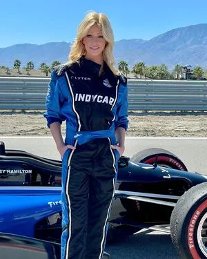 Katherine McNamara OnlyFans Leaked Free Thumbnail Picture - #xcoO1HDB3S
