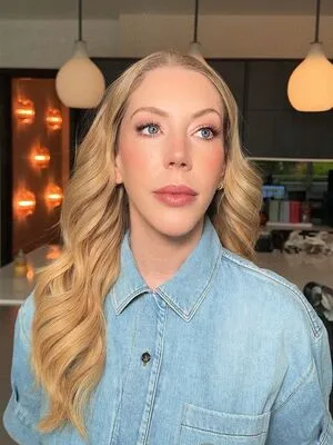 Katherine Ryan OnlyFans Leaked Free Thumbnail Picture - #djg2KNurP1