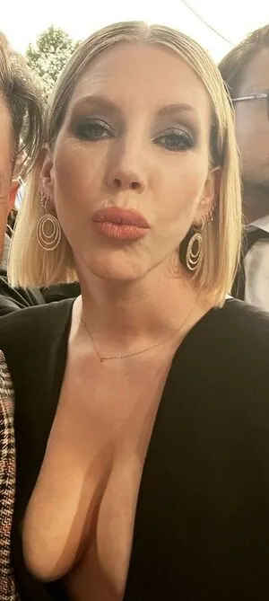 Katherine Ryan OnlyFans Leaked Free Thumbnail Picture - #tWeovzzu3Y