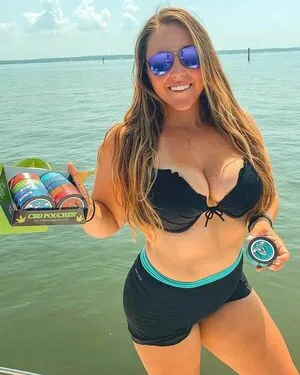 Katherine Salom OnlyFans Leaked Free Thumbnail Picture - #1o0Qv3bXit