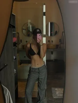 Kathi Baum OnlyFans Leaked Free Thumbnail Picture - #yeA1E4aP4A