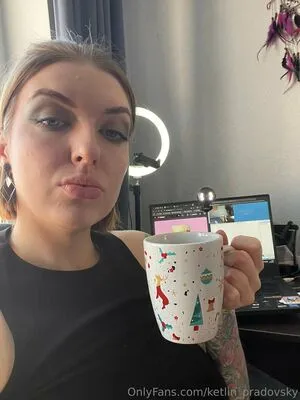 Kathleen Pradovsky OnlyFans Leaked Free Thumbnail Picture - #NLwwp4p9as